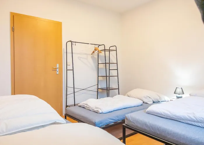 Apartment Unterkuenfte Fuer Grosse Und Kleine Gruppen Mit Waschmaschine, Vollausgestatteter Kueche Magdeburg